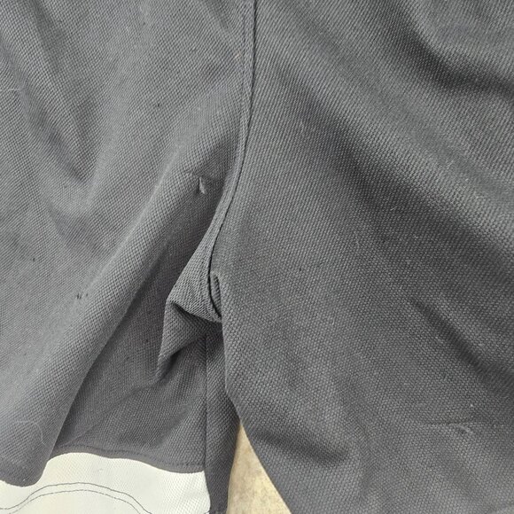 Under Armour Youth XS Loose Fit Athletic Shorts Black & White Mesh Polyester - Picture 5 of 5